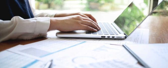TP4 Advisors Account Controllers