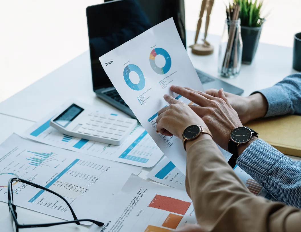 pointing to report pointing to report